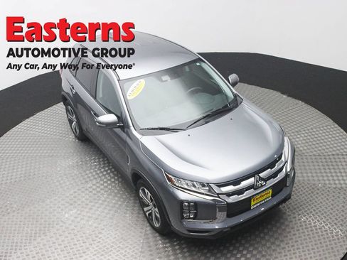 Used 2024 Mitsubishi Outlander Sport SE AWD/4WD image 3