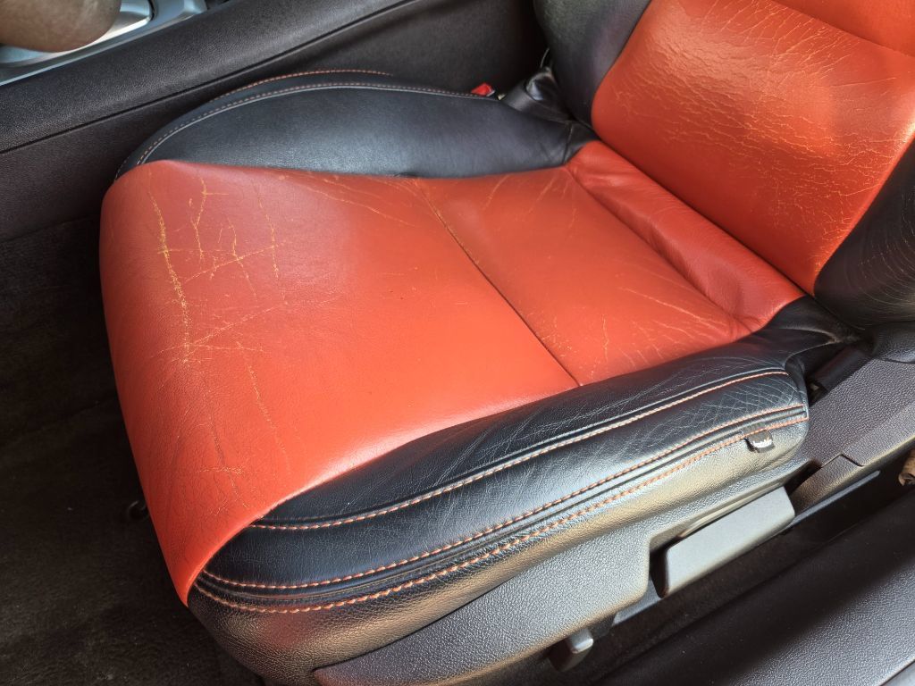 Used 2013 Chevrolet Camaro LS RWD image 16