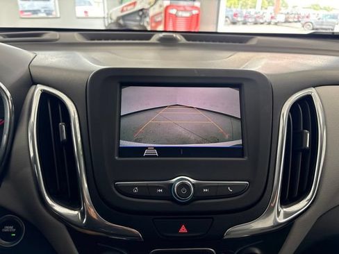 Used 2020 Chevrolet Equinox LS AWD/4WD image 37