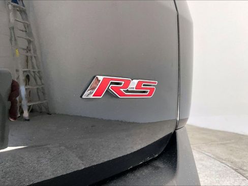 Used 2023 Chevrolet Traverse RS w/ LPO, Floor Liner Package image 39