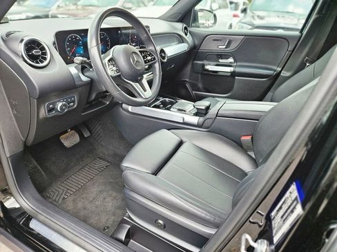 Used 2020 Mercedes-Benz GLB 250 4MATIC image 17