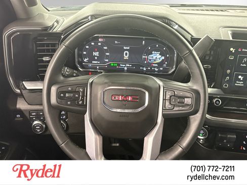 Used 2024 GMC Sierra 2500 SLT image 13
