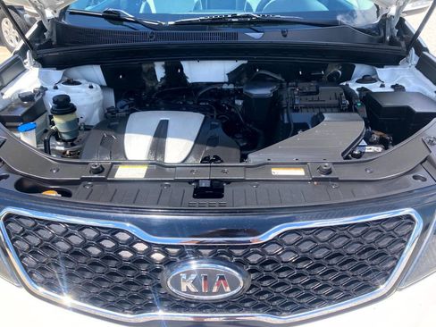 Used 2012 Kia Sorento SX w/ SX Premium Pkg AWD/4WD image 16
