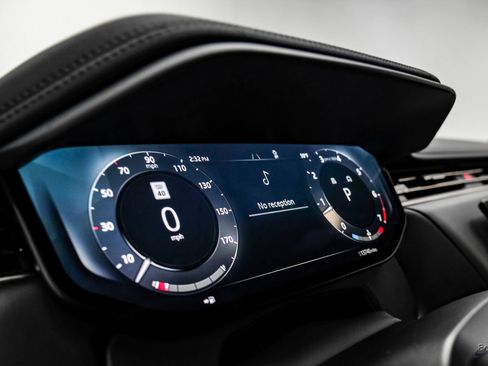 Used 2025 Land Rover Range Rover Sport Dynamic SE image 31