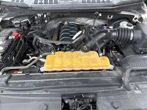 Used 2015 Ford F150 XLT w/ Equipment Group 302A Luxury RWD image 9