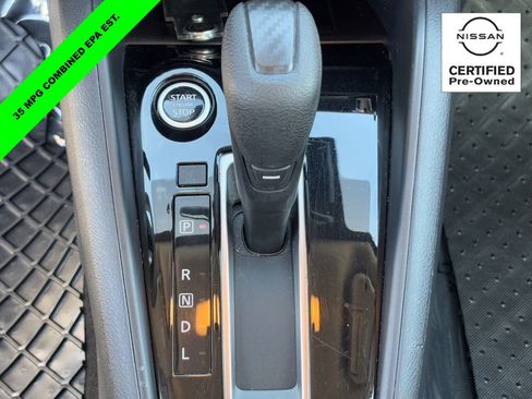 Certified 2025 Nissan Versa SV image 27