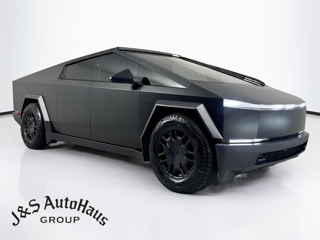 Used 2024 Tesla Cybertruck Cyberbeast AWD/4WD image 1