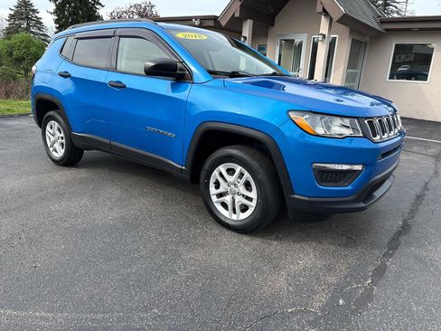 Used 2018 Jeep Compass Sport w/ Cold Weather Group image 3