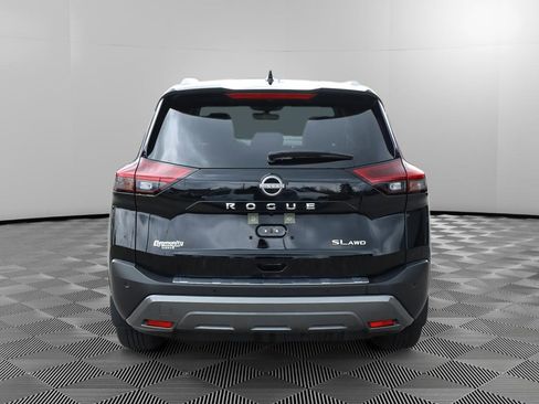 Used 2023 Nissan Rogue SL w/ SL Premium Package image 6