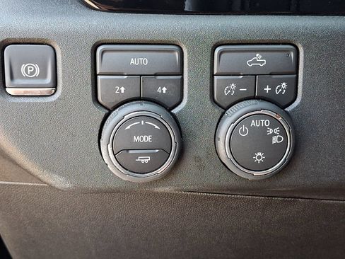 Used 2026 Chevrolet Silverado 1500 LT AWD/4WD image 26