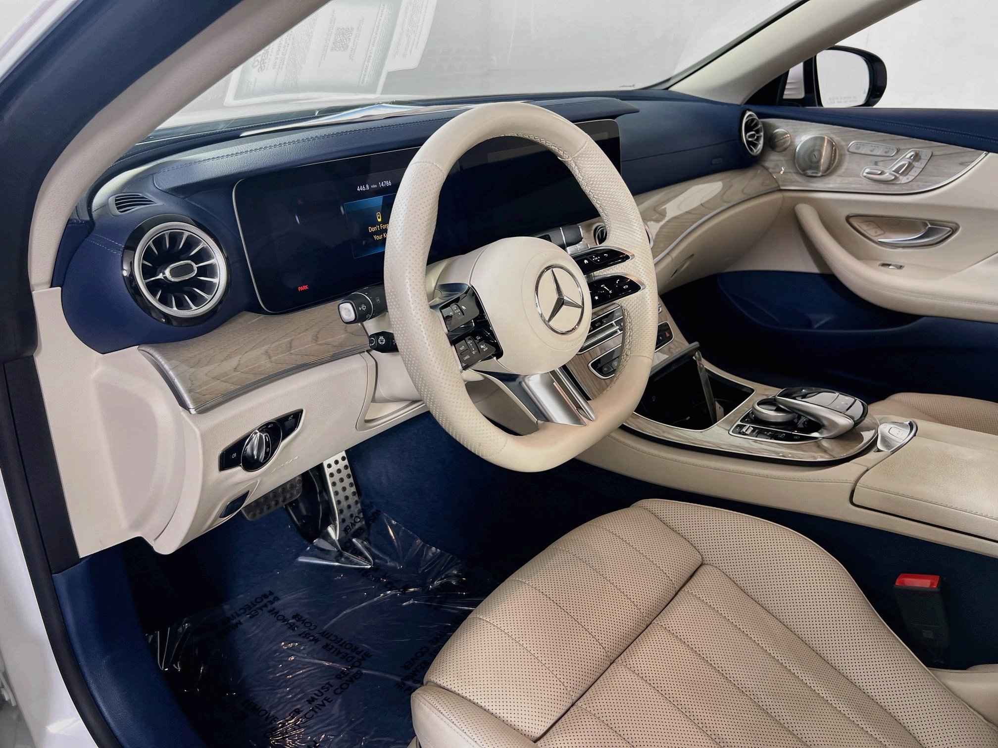 Used 2023 Mercedes-Benz E 450 4MATIC Cabriolet image 9