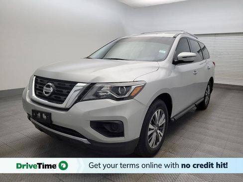Used 2019 Nissan Pathfinder S image 1