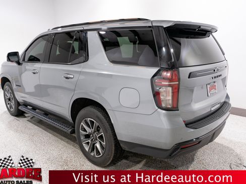 Used 2024 Chevrolet Tahoe Z71 w/ Luxury Package AWD/4WD image 3