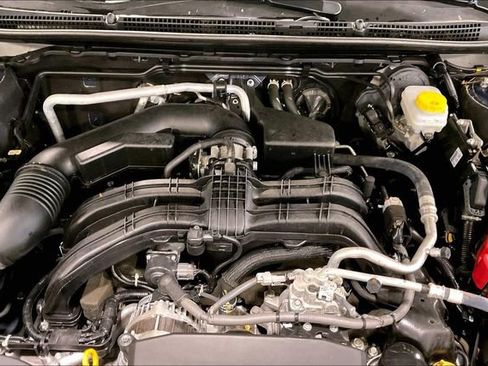 Used 2023 Subaru Outback Limited image 31