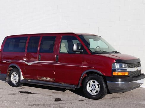 Used 2007 Chevrolet Express 1500 w/ Preferred Equipment Group image 44