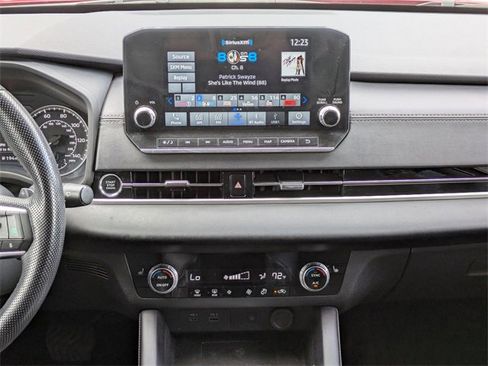 Used 2022 Mitsubishi Outlander SE image 20