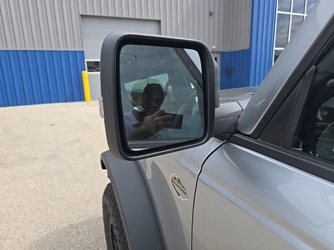 Used 2023 Ford Bronco Wildtrak AWD/4WD image 5