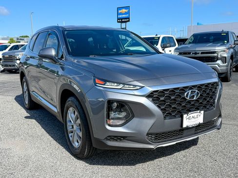 Used 2019 Hyundai Santa Fe SE AWD/4WD image 1