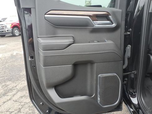 Used 2023 GMC Sierra 1500 Elevation AWD/4WD image 21