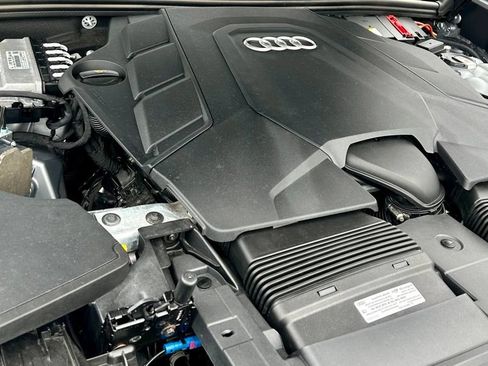 Used 2021 Audi Q8 Premium Plus AWD/4WD image 27
