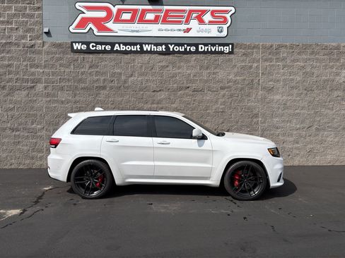 Used 2020 Jeep Grand Cherokee SRT AWD/4WD image 4