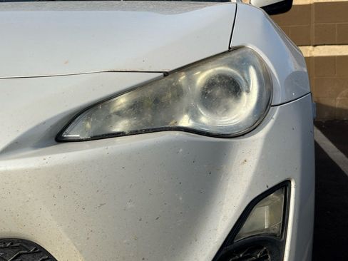 Used 2013 Scion FR-S RWD image 8