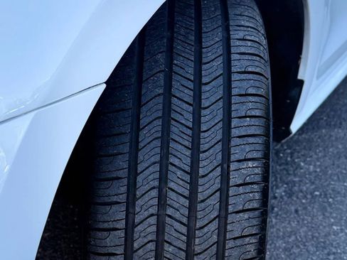 Used 2019 Volkswagen Passat 2.0T Wolfsburg w/ Wheels & Sunroof Package image 53