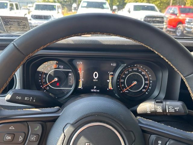 Used 2024 Jeep Wrangler Unlimited Sport AWD/4WD image 25