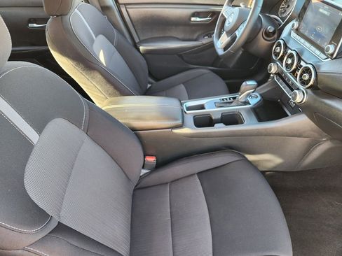 Used 2022 Nissan Sentra SV image 10