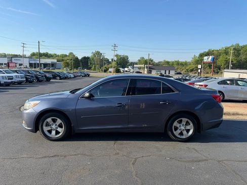 Used 2013 Chevrolet Malibu LS w/ Protection Package FWD image 4