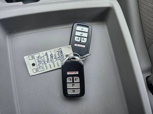 Used 2017 Honda Odyssey EX image 11