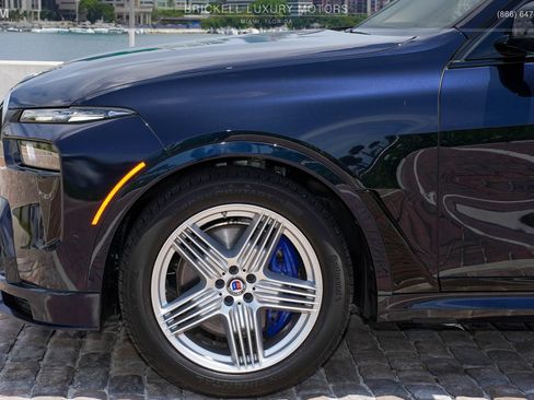 Used 2024 BMW ALPINA XB7 AWD/4WD image 47