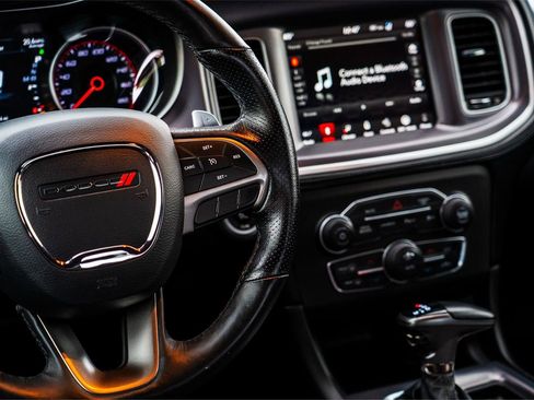 Used 2019 Dodge Charger Scat Pack w/ Dynamics Package RWD image 29