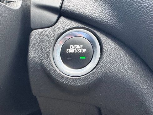 Used 2022 Chevrolet Equinox LT FWD image 6