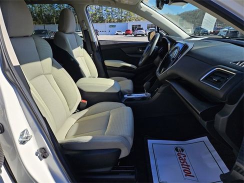 Used 2024 Subaru Ascent Premium w/ Convenience Package image 16