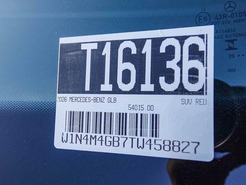 New 2026 Mercedes-Benz GLB 250 image 27