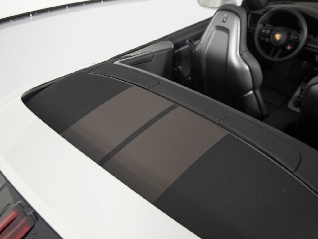 Certified 2025 Porsche 911 Carrera RWD image 45
