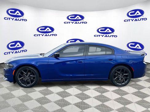 Used 2021 Dodge Charger SXT w/ Blacktop Package image 8