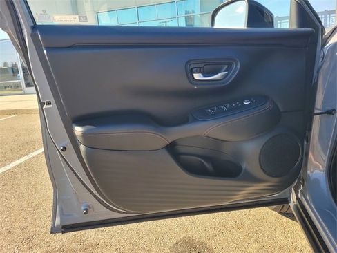 Certified 2024 Honda HR-V Sport image 18