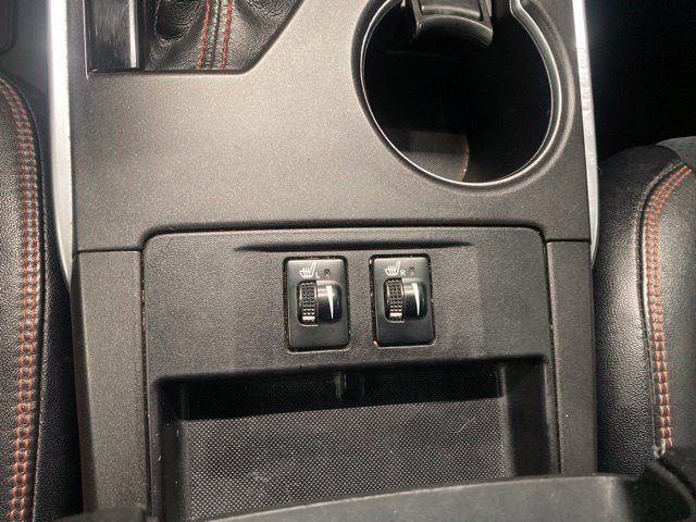 Used 2016 Toyota Camry XSE FWD image 25