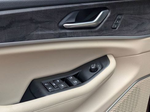 New 2026 Jeep Grand Cherokee L Limited AWD/4WD image 11