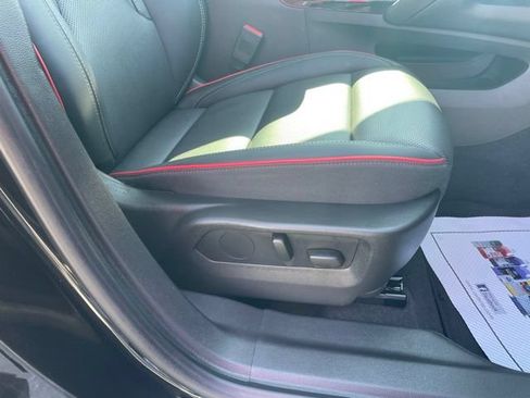 Used 2023 Buick Envision Essence w/ Sport Touring Package AWD/4WD image 19