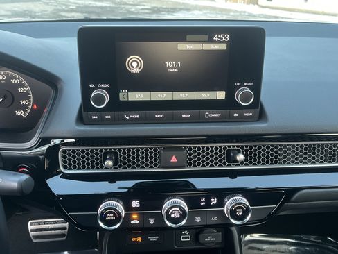 Used 2023 Honda Civic Sport image 25