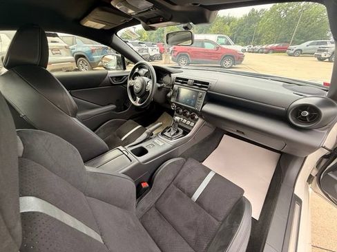 Used 2025 Toyota GR86 Premium w/ Performance Package RWD image 26