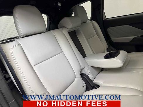 Used 2019 Mitsubishi Outlander SEL image 21