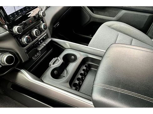 Used 2022 RAM 1500 Big Horn AWD/4WD image 17