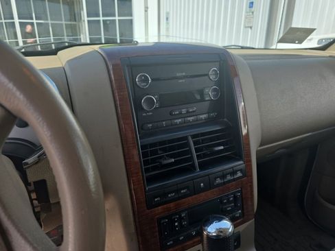 Used 2010 Ford Explorer Eddie Bauer AWD/4WD image 17