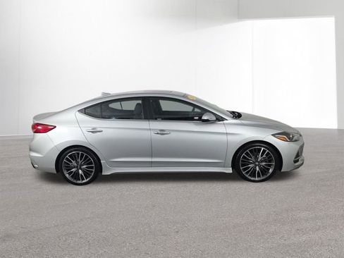 Used 2018 Hyundai Elantra Sport w/ Sport Premium Package 03 FWD image 43