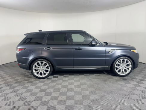 Used 2017 Land Rover Range Rover Sport HSE image 9