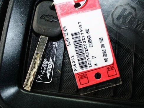 Used 2016 Chevrolet Silverado 1500 LTZ w/ LTZ Plus Package image 26